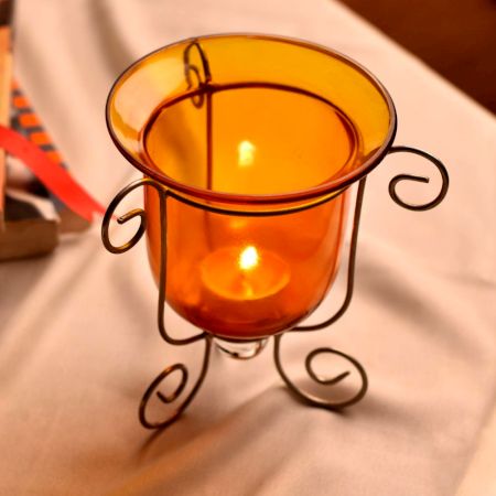 Decorative Tea Light Candle Holder Made of Premium Glass